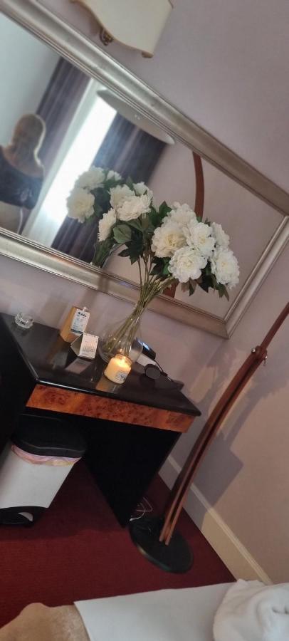 Hotel Villa Regina Margherita Rovigo Bagian luar foto