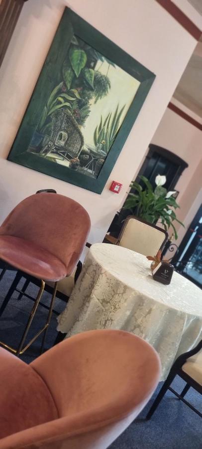Hotel Villa Regina Margherita Rovigo Bagian luar foto